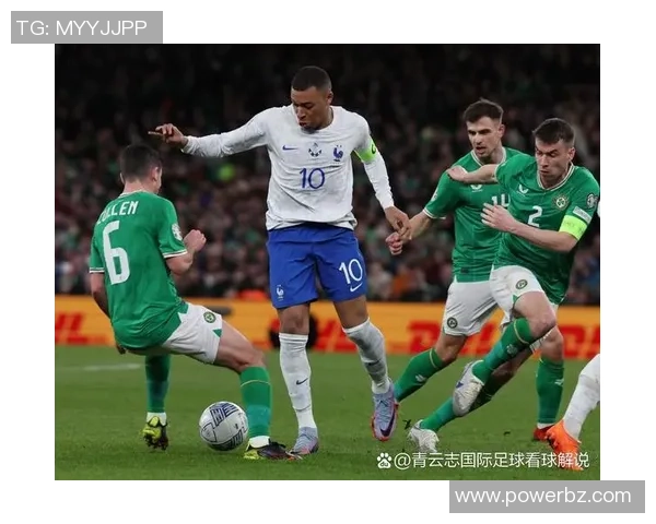 足球明星风采尽显瞬间捕捉让我们一起感受绿茵场上的激情与荣耀